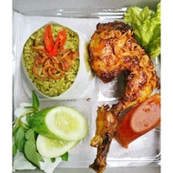Nasi Kuning Nasi Kotak Nasi Box Paket Murah Menu Ayam Bakar Kremes Geprek Cabe Ijo Lada Hitam Bisa R