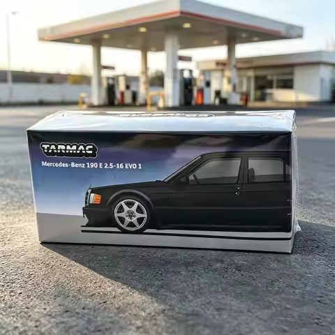 Tarmac Works 1:64 Mercedes 190 Benz 190e 25 Metallic Black Diecast Car