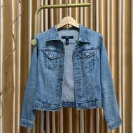 Gap jeans jacket women's outerwear pl prelov pre love like newa