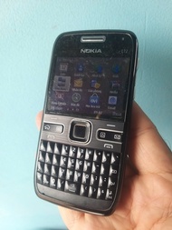 Nokia E72 Smartphone