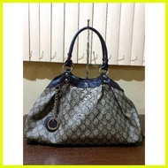 ♞,♘Branded and Good as New Preloved Ladies Bags