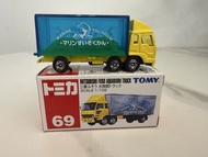 Tomy Tomica 69 Mitsubishi Fuso Aquarium Trunk 藍字