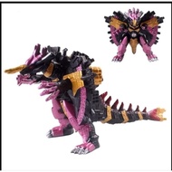 ULTRAMAN ULTRA MONSTER SERIES DX GILPARIS TOY