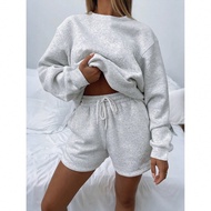 1. Y2K Fashion Pullover Sweatshirt & Sweatshorts With Pockets, Airport Outfit, Old Money Style, Autu