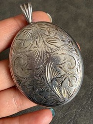 英國回流925銀相片盒吊墜1998年伯明翰 很大一個，看好尺寸 回流飾品非全新，