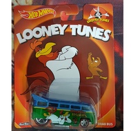 HOTWHEELS LOONEY TUNES VOLKSWAGEN DRAG BUS