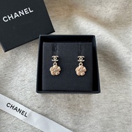 【配件：盒子 💕】Chanel 山茶花 復古金 雙C 耳釘 耳環