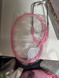 粉紅色聽診器