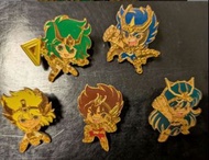 原厰Bandai日版中古Q版聖鬥士星矢Vol. 1 ,2 黃金五青銅隱藏版金屬別針襟章扭蛋