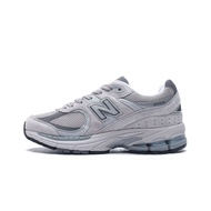 รองเท้าวิ่งผู้ชาย New Balance 2002R สีเทา รองเท้าผ้าใบชาย