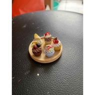 Mini clay cupcakes