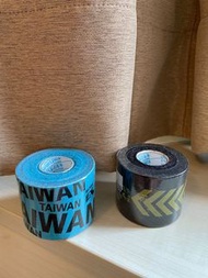 肌內效EX Taiwan限定版【藍】 價格：NT$ 550元   原價$550 日本原廠製造 棉製貼布，特殊波浪型紋路，延展性及回縮性佳 更輕薄、防水性良好，可持續使用5~7天