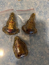 拍罌佛牌