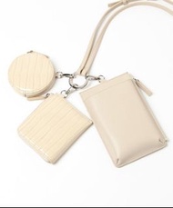 日本預訂 2色選 lowrys  farm 皮質 零錢包 卡套 斜咩 三件套