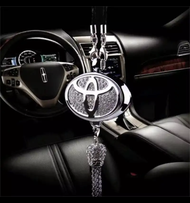 Car Logo Perfume Pendant Auto Air Fresheners Car fragrance pendants Scent Diffuser Ornament Accessories for TOYOTA Camry Altis Vios Sienta RAV4 Yaris Wish CHR Previa SENTA REIZ CROWN COROLLA PRADO Highlande