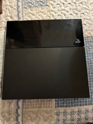 PS4 主機一部