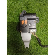 HYUNDAI MATRIX AIRCOND AIR FLAP MOTOR ACTUATOR RIGHT
