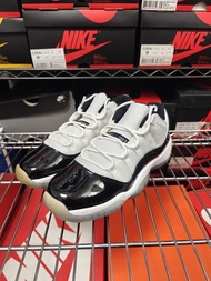 Air Jordan 11 Retro Low concord 黑白