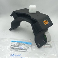 ยางแท่นเกียร์ VIGO / FORTUNER ปี 2005 - 2007 เครื่องเบนซิน 2.7 A/T 4WD แท้ห้าง (12371-0C121)