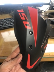 Mão Winner X V3 4 Lỗ Đen Nhám Viền Đỏ