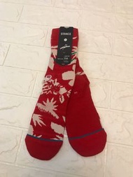 特價清貨- 原裝Stance - Red Maui St Nick Crew Socks （size 6 - 8.5)