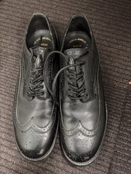 Initial 黑色真皮 brogue 皮鞋 Vibram 鞋底