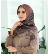 Latest! Hijab premium Quadrangle motif kimi Quadrangle