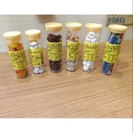 Ancient Flavor Retro Candy Golden Rice Cracker Chocolate Shredded Papaya QQ Gummy Aged Hawthorn Ball