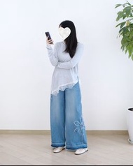 Moci 花花刺繡牛仔褲