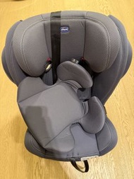 Chicco 兒童汽車安全椅，近乎全新