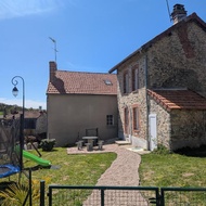 โรงแรม Maison agréable 4 à 6 pers - Aulon