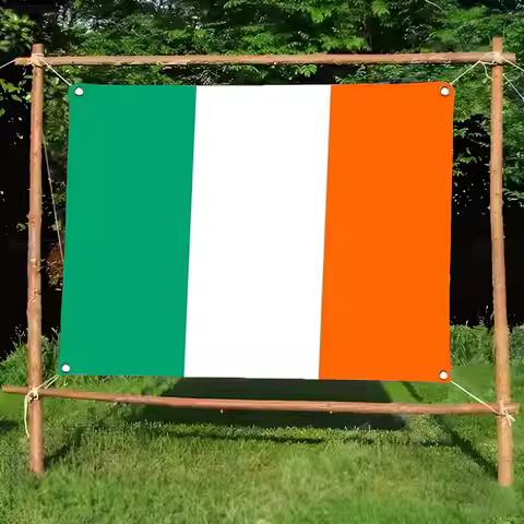 Green Lush Ireland Flags Borderless four-ring ornament indoor outdoor decoration effortless to hang