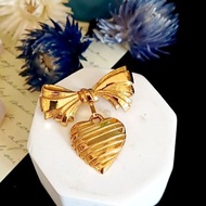 vintage jewelry AVON 金色心型垂墜領結 別針