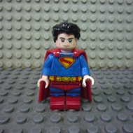 Custom DC Movie Superman 2025 - Superman w/Hard Cape Mini Figure