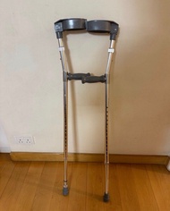 可調節鋁合金拐杖 Adjustable Crutches