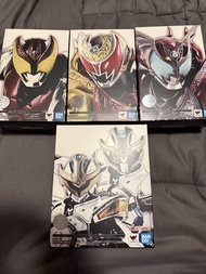 SHF S.H.Figuarts 真骨彫製法 Masked rider Kamen rider Kiva Ixa   幪面超人 Kiva Dark Kiva Ixa Kiva emperor form