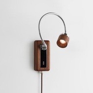 WhimsE010 LED 床頭閱讀壁燈 深色 【退役木橫擔】