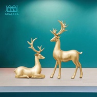 Gralara 2 Pieces Elk Deer Statues Elk Deer Figurines Crafts Decorations Animal Sculptures for Deskto