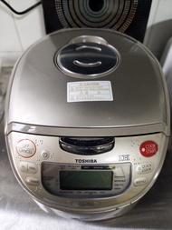 【極新淨】東芝 Toshiba RC-10RHI IH電飯煲 | 絕版黃金質素（遠勝熱賣NMF微電腦款）