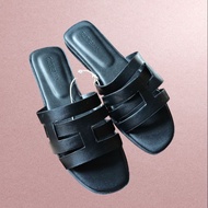 Parisian Women's Emmy Sandals