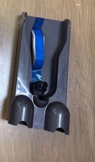 Dyson V10 配件 掛牆
