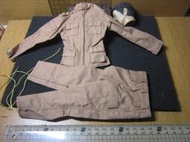 AJ5Z特戰部門 DAM俄軍1/6憲兵沙褐色野戰服一套(衣+褲) mini模型