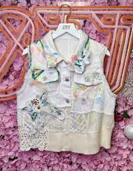 OTT獨一無二•Unique日系白色小清新粉彩珠繡洗水牛仔背心外套