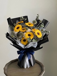 【香皂花乾燥花】男黑色款黃色向日葵香皂花乾燥花自然風畢業花束
