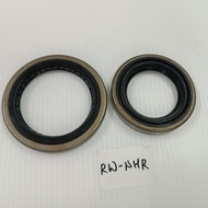 (1PAIR RW-NHR) REAR WHEEL HUB OIL SEAL (IN & OUT) FOR ISUZU ELF 1.5 TON NHR NHS (SINGLE TIRE ) / ELF