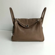 98新🫰🏻Hermès 愛馬仕 Lindy 30 大象灰銀釦