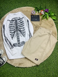 เสื้อคอกลม เสื้อแขนยาว ลายกระดูก วินเทจ ใส่คู่กับกางเกงช่าง/ลุง/ขาต่อ