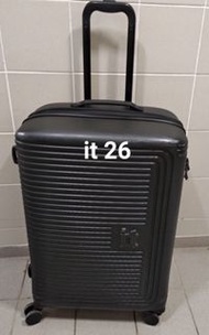 It Luggage padlock 26inch 26寸it行李箱 用小鎖鎖拉鏈