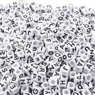 700Pcs DIY Crafts Alphabet Beads Mixed Colors Straight-Hole Bead Stringing Materials Letter Beads In