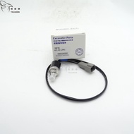 Komatsu เซ็นเซอร์ชิ้นส่วนรถขุด42C-43-12941เซนเซอร์สวิตช์แรงดัน WD500 WD600 WA300L WA38 WA320